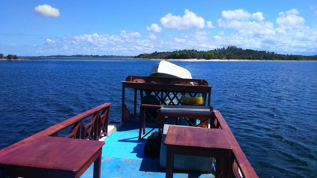 Les Acacias Bungalows Manambolo Exterior foto
